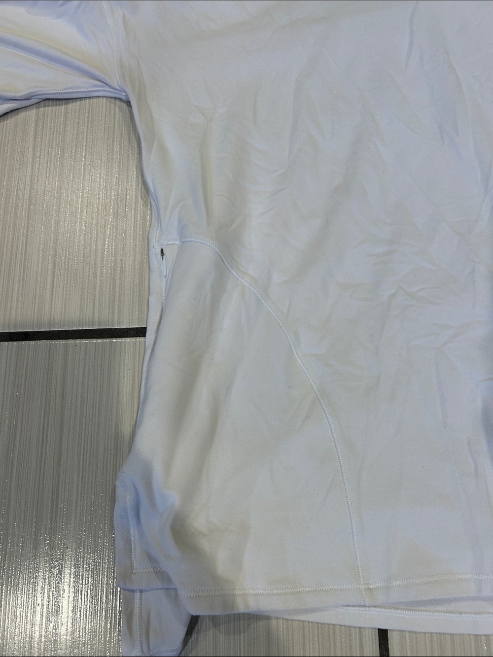 lululemon athletica light gray/white sweatshirt with reflective logo - Picture 4 of 4